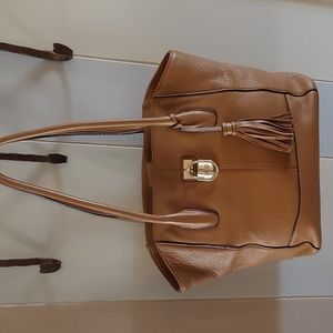 CALVIN Klein 11.5 bottom x 11.5 x 5